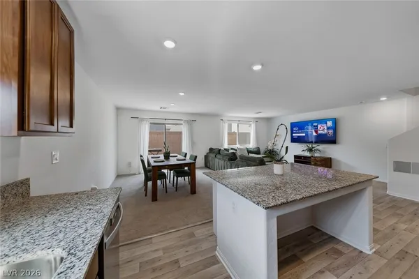 $499,000 | 6921 Noche Calida Street, North Las Vegas, NV 89086