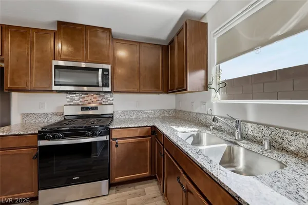 $499,000 | 6921 Noche Calida Street, North Las Vegas, NV 89086