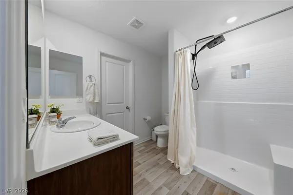 $499,000 | 6921 Noche Calida Street, North Las Vegas, NV 89086