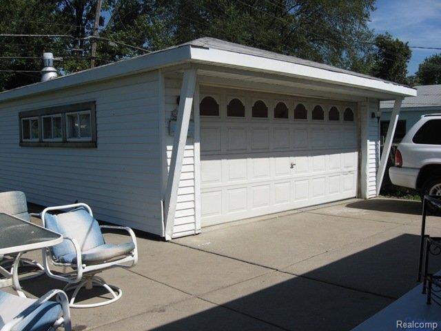 11729 Frazho Road Warren, MI 48089 - Photo 8 of 9 IMG_2317.JPG