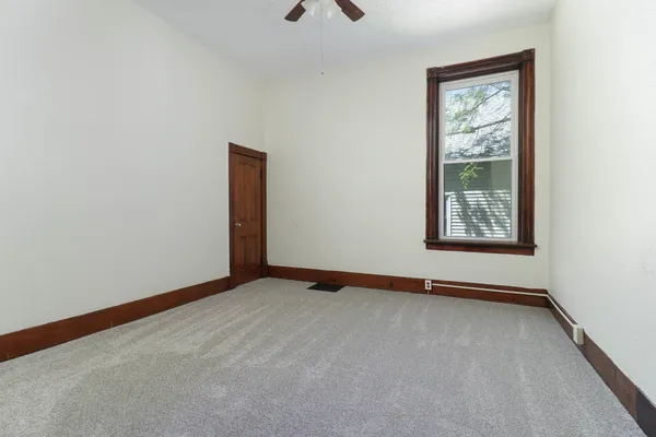 $175,000 | 505 West Oakland Avenue, Bloomington, IL 61701