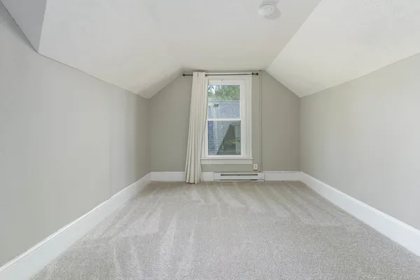 $175,000 | 505 West Oakland Avenue, Bloomington, IL 61701
