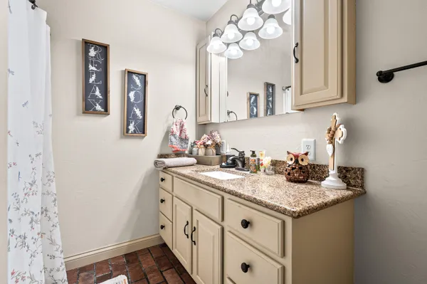 $470,000 | 223 Leo Drive, Burlington, MI 49029