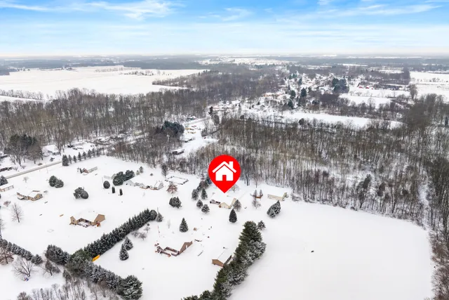 $470,000 | 223 Leo Drive, Burlington, MI 49029