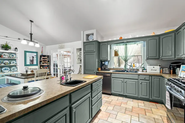 $470,000 | 223 Leo Drive, Burlington, MI 49029