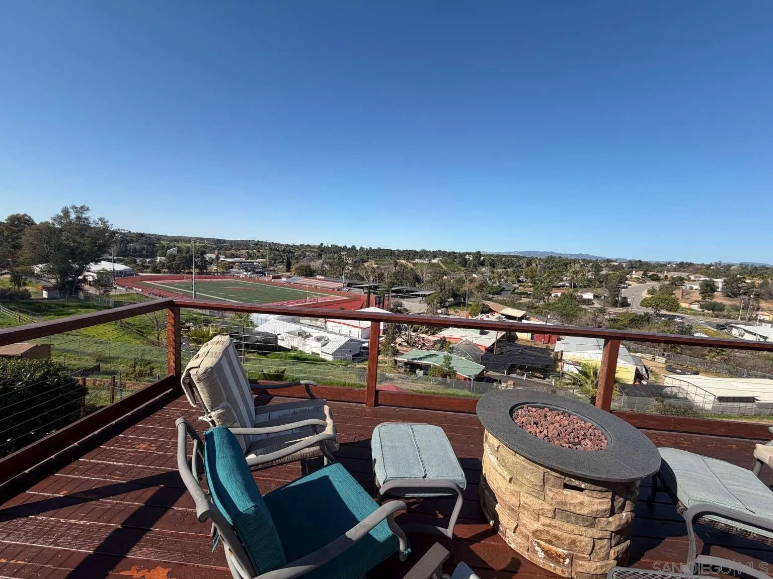 2327 Clearcrest Lane Fallbrook, CA 92028 - Photo 44 of 46