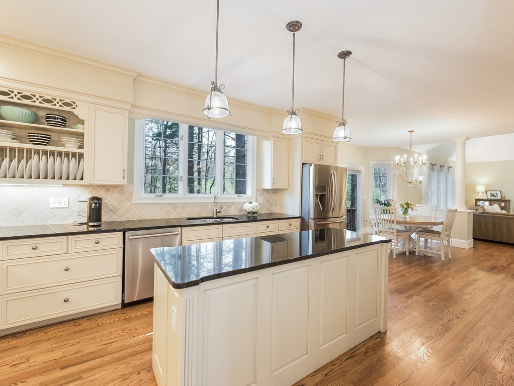 65 Nixon Road Framingham, MA 01701 - Photo 9 of 28 Gallery Image 9