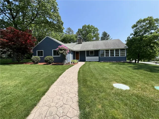 $649,900 | 33 Rosewood Lane, Cumberland, RI 02864