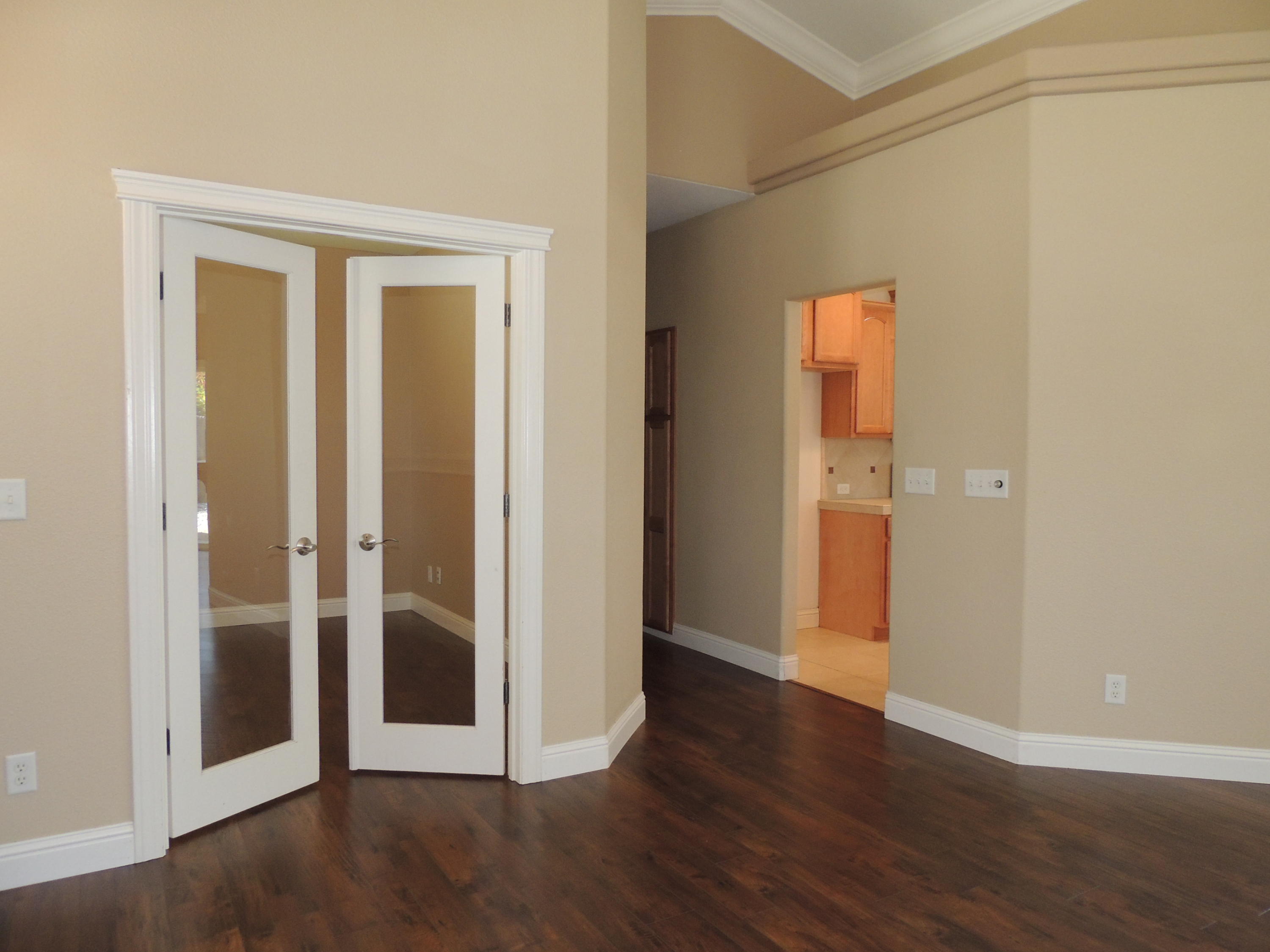 2076 Tarmac Road Redding, CA 96003 - Photo 9 of 26 Den