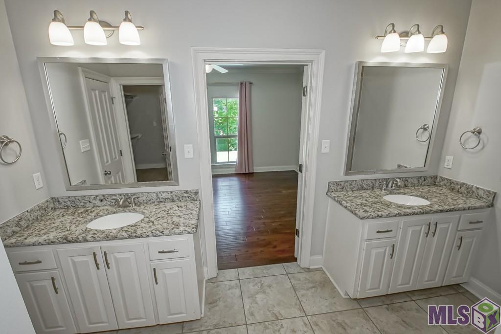 7703 Ibiza Drive Baton Rouge, LA 70820 - Photo 13 of 18