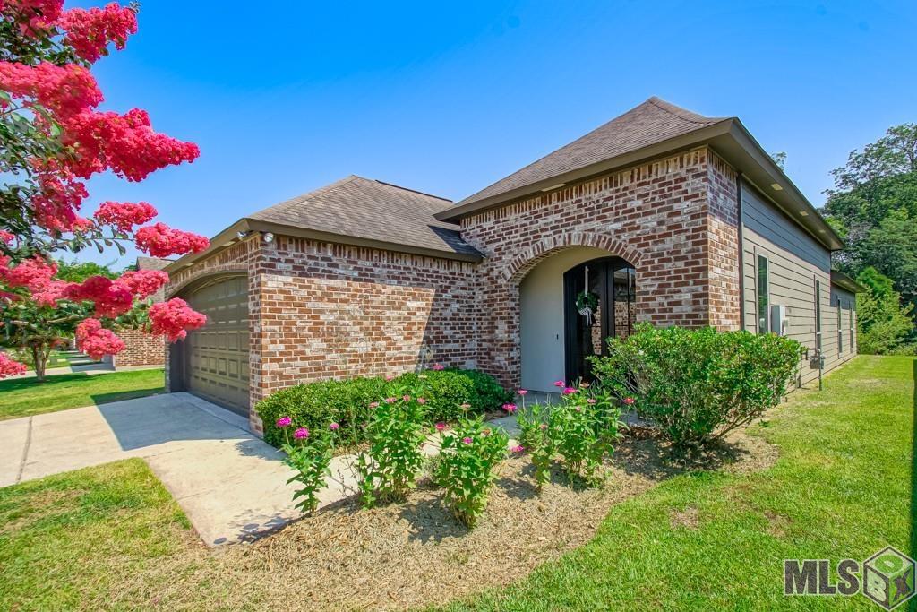7703 Ibiza Drive Baton Rouge, LA 70820 - Photo 3 of 18