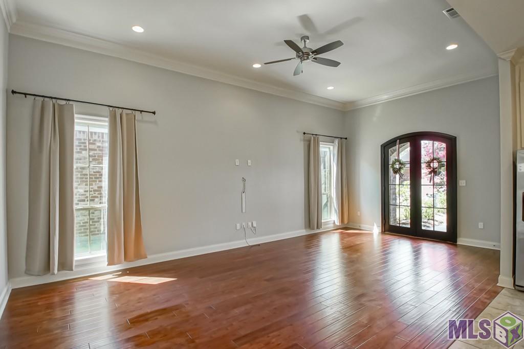 7703 Ibiza Drive Baton Rouge, LA 70820 - Photo 7 of 18