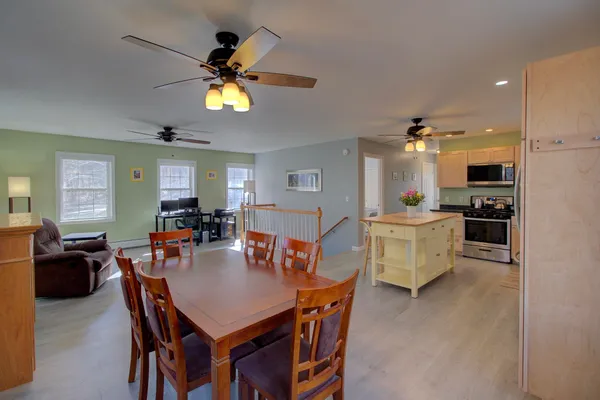 $464,900 | 47 Lovers Lane, Grand Isle, VT 05458