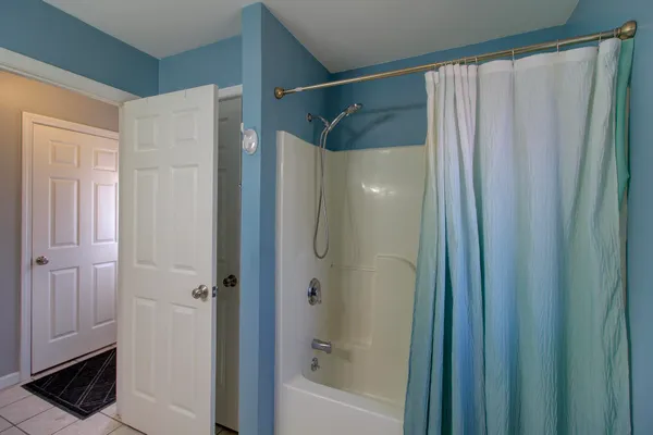 $464,900 | 47 Lovers Lane, Grand Isle, VT 05458