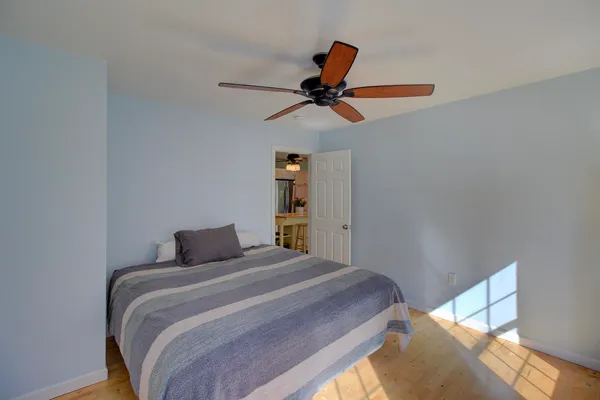 $464,900 | 47 Lovers Lane, Grand Isle, VT 05458