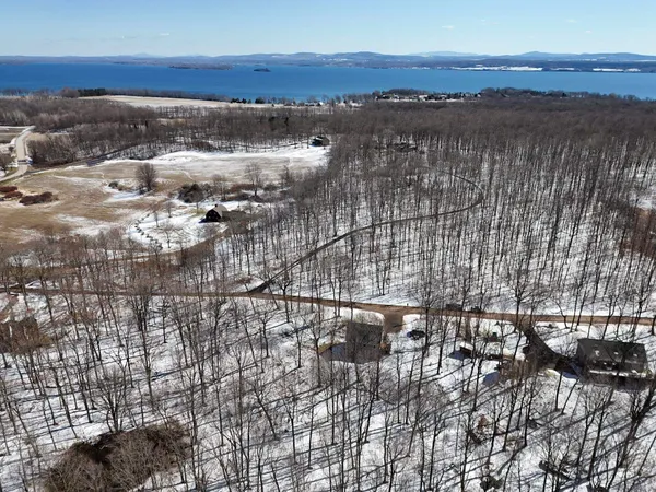 $464,900 | 47 Lovers Lane, Grand Isle, VT 05458
