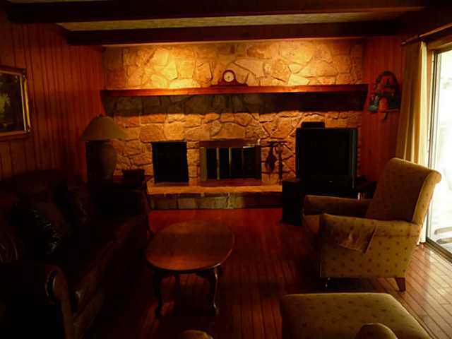 6215 Feder Road Columbus, OH 43228 - Photo 6 of 15 Gallery Image 6