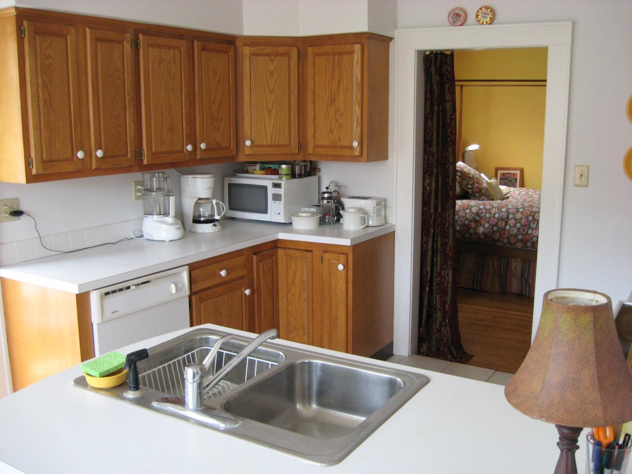1915 Sheffield Road Southwest Roanoke, VA 24015 - Photo 10 of 31 Kitchen
