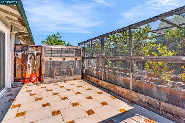 $579,000 | 4380 St Charles Place, Concord, CA 94521