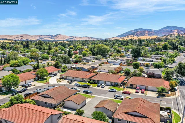 $579,000 | 4380 St Charles Place, Concord, CA 94521