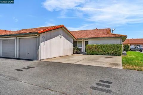 $579,000 | 4380 St Charles Place, Concord, CA 94521