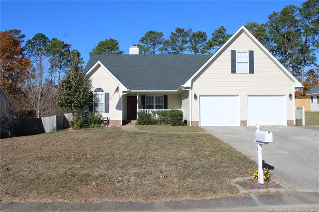 $1,850 | 209 Dolphin Drive, Raeford, NC 28376