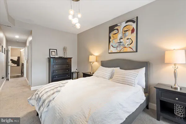 $2,800 | 1532 North Broadway, Baltimore, MD 21213