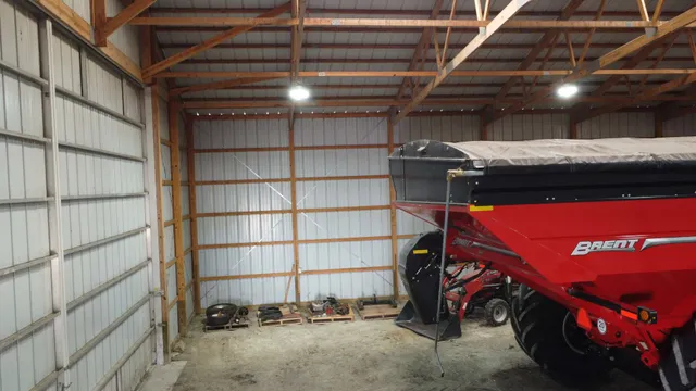 $585,900 | 1718 North 1800 East Road, Watseka, IL 60970