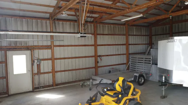 $585,900 | 1718 North 1800 East Road, Watseka, IL 60970