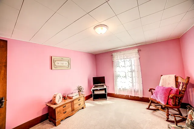 $585,900 | 1718 North 1800 East Road, Watseka, IL 60970