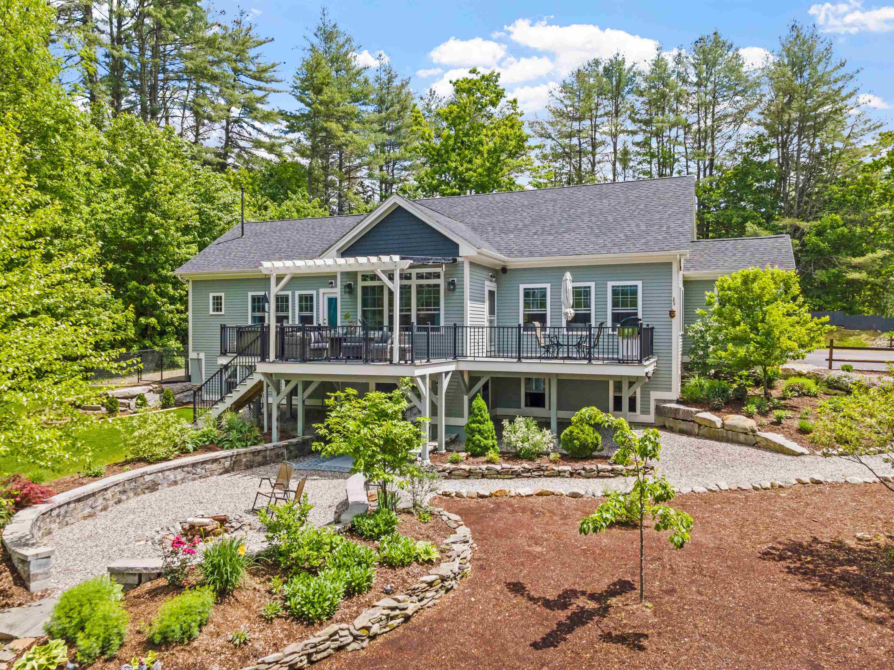 8 Silver Dawn Road Campton, NH 03223 - Photo 1 of 38 Gallery Image 1