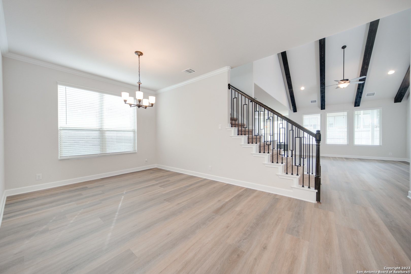 118 Wickersham Boerne, TX 78015 - Photo 2 of 12
