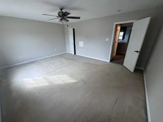 $2,500 | 781 Freedom Drive, Pittsburgh, PA 15205