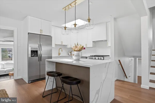 $649,999 | 407 South Central Boulevard, Broomall, PA 19008