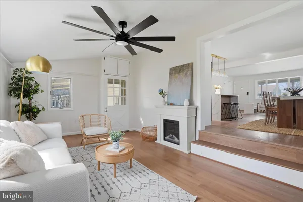 $649,999 | 407 South Central Boulevard, Broomall, PA 19008