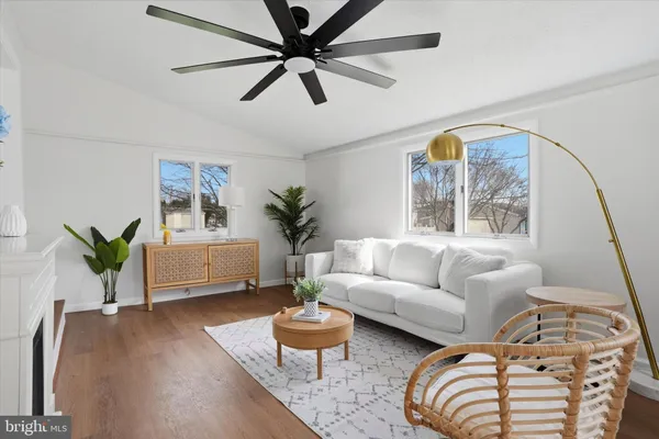 $649,999 | 407 South Central Boulevard, Broomall, PA 19008