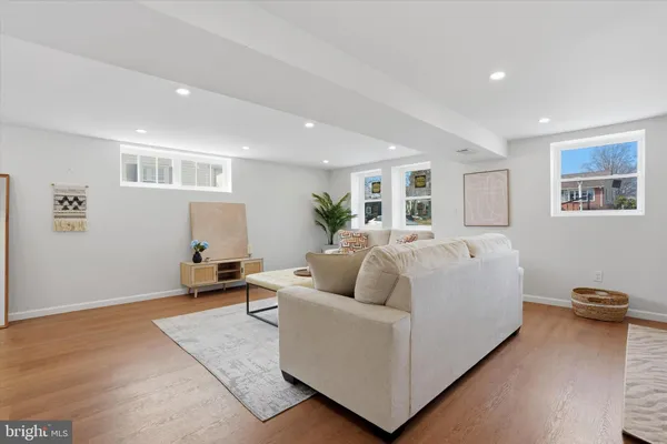 $649,999 | 407 South Central Boulevard, Broomall, PA 19008