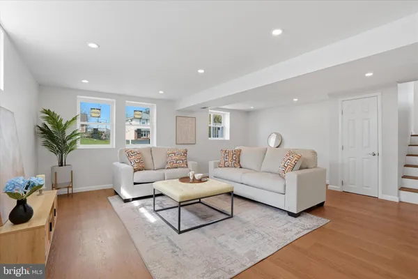 $649,999 | 407 South Central Boulevard, Broomall, PA 19008