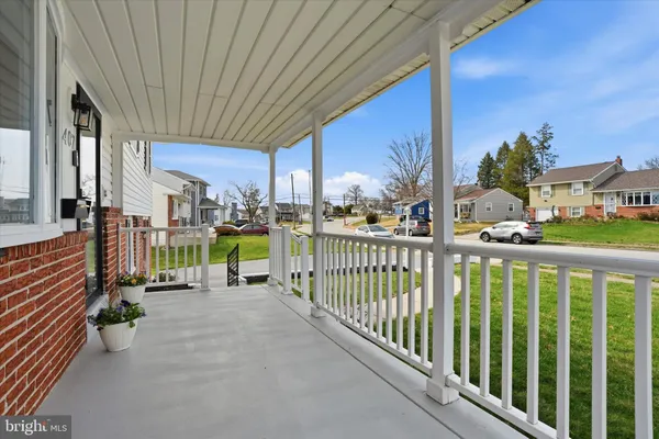 $649,999 | 407 South Central Boulevard, Broomall, PA 19008