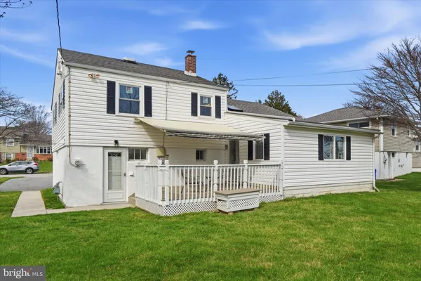 $649,999 | 407 South Central Boulevard, Broomall, PA 19008