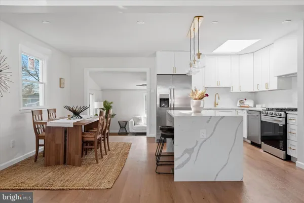 $649,999 | 407 South Central Boulevard, Broomall, PA 19008