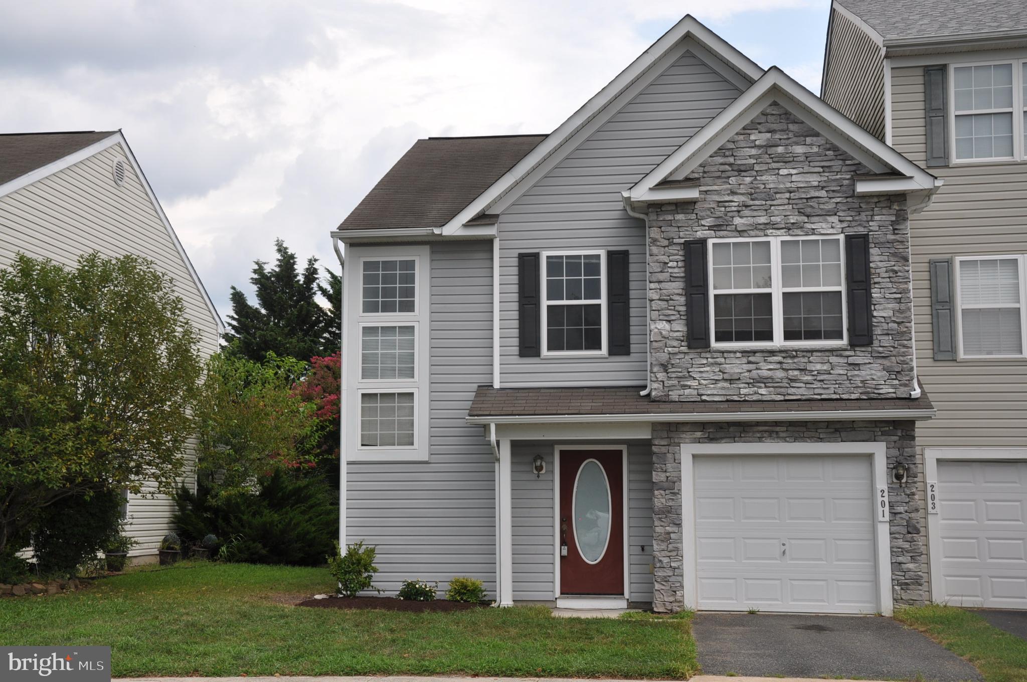 201 Canvasback Way Cambridge, MD 21613 - Photo 1 of 14 Front Photo
