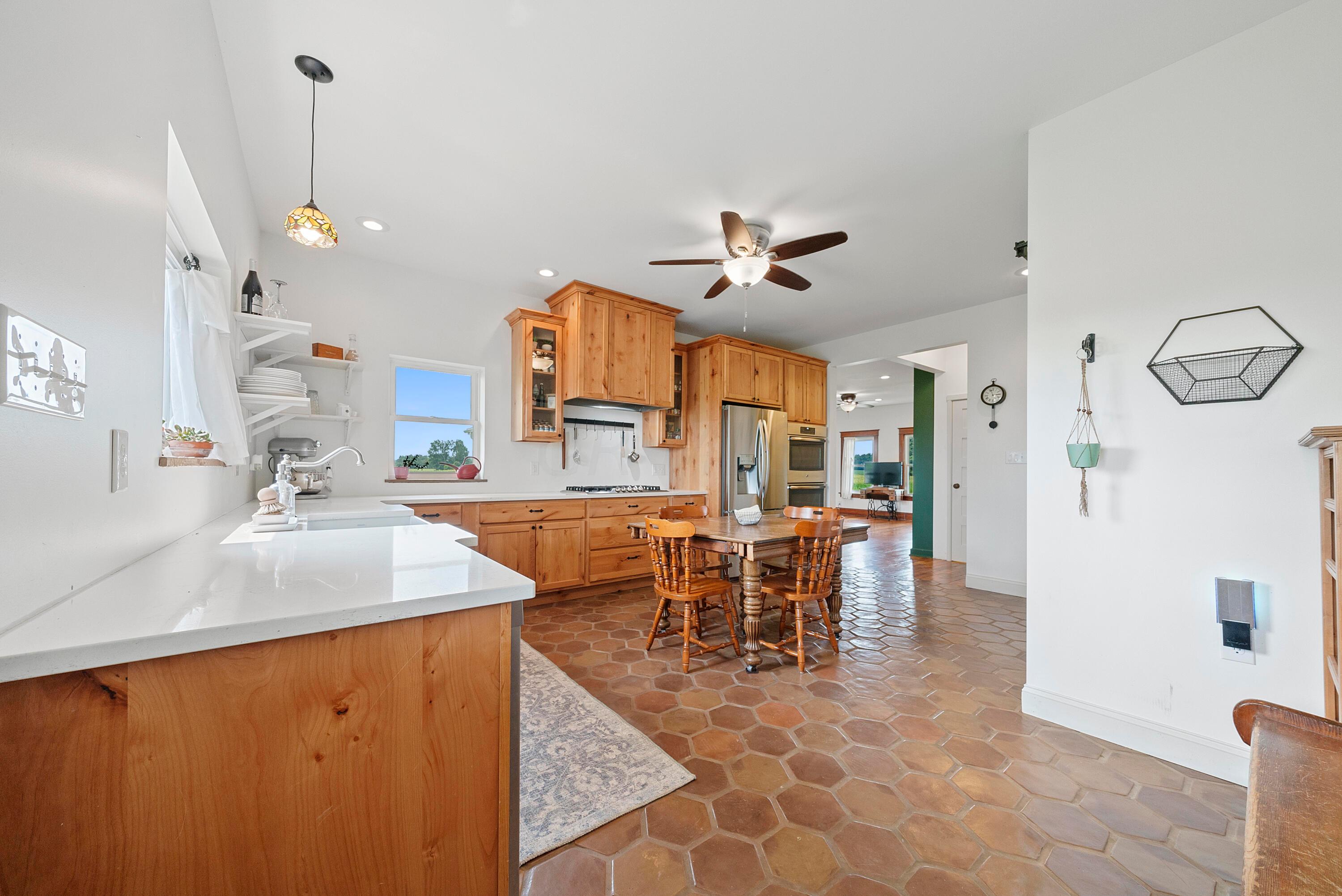3006 Weaver Road Mount Vernon, OH 43050 - Photo 11 of 51 DSC06677