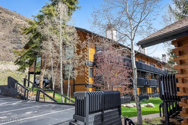 $1,295,000 | 2958 South Frontage Road West, Unit C3, Vail, CO 81657