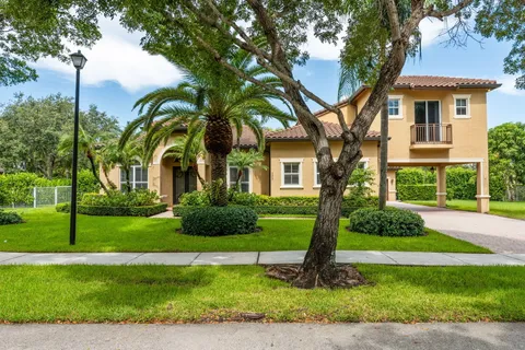 $2,145,000 | 3263 Southwest 138th Way, Davie, FL 33330