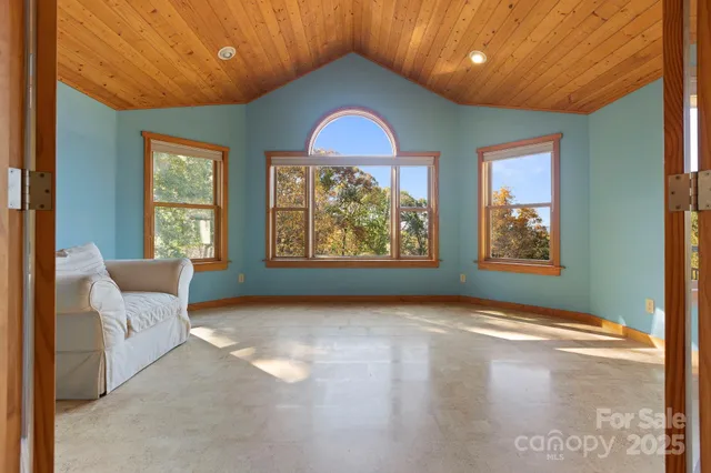 $1,250,000 | 96 Old Cv Road, Black Mountain, NC 28711