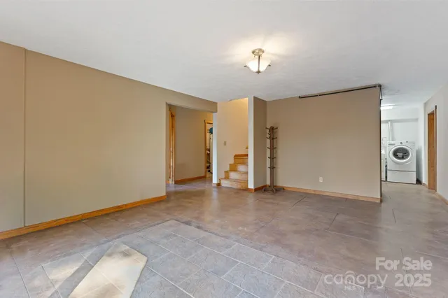 $1,250,000 | 96 Old Cv Road, Black Mountain, NC 28711