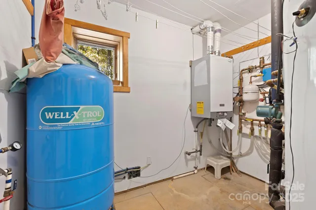 $1,250,000 | 96 Old Cv Road, Black Mountain, NC 28711