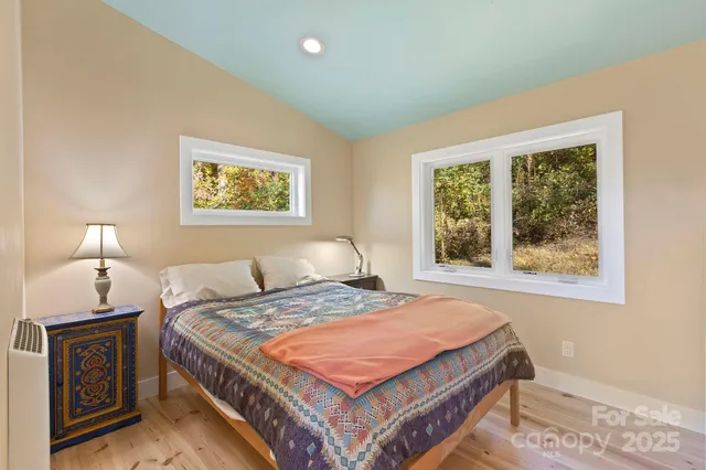 $1,250,000 | 96 Old Cv Road, Black Mountain, NC 28711