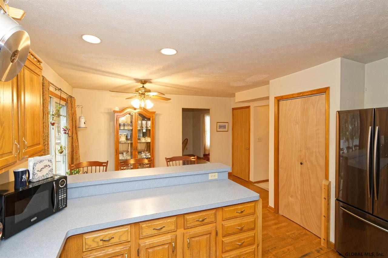 9 Squire Road Colonie, NY 12304 - Photo 16 of 47 Photo 20